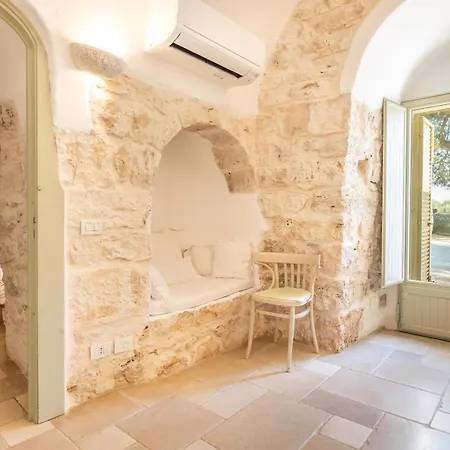 Trullo Dei Rosmarini * Ceglie Messapica