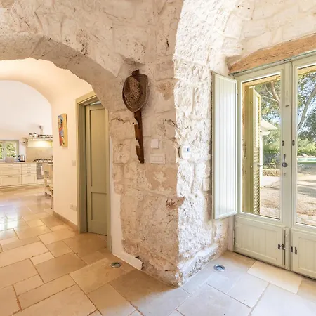 Trullo Dei Rosmarini * Ceglie Messapica