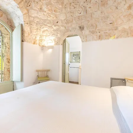 Trullo Dei Rosmarini بيت للعطل