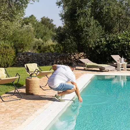 Semesterbostad Trullo Dei Rosmarini *