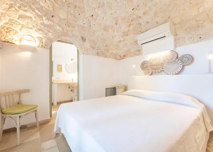 Trullo Dei Rosmarini * Ceglie Messapica